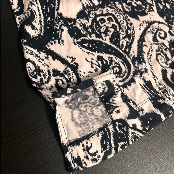 Lauren Ralph Lauren Shirt Womens Small Black White Paisley 3/4 Sleeve V-neck - Picture 4 of 7